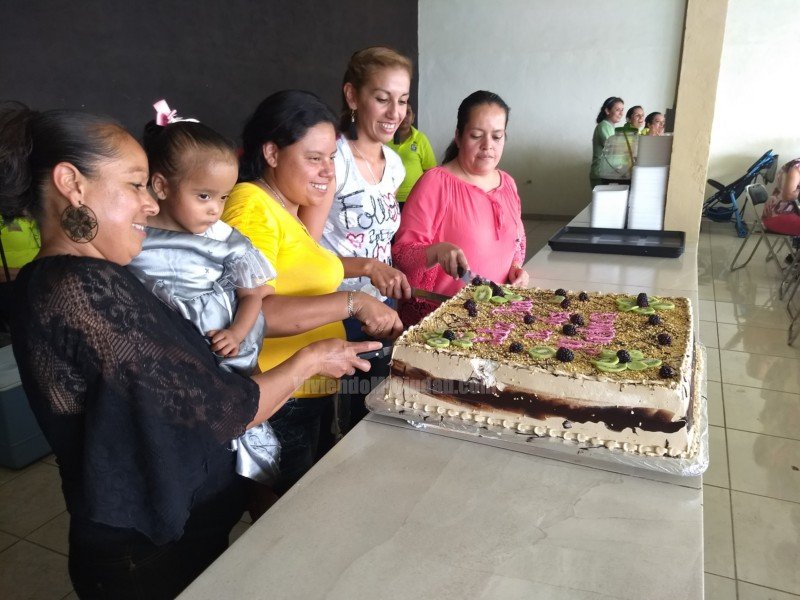 Día de las Madres en el CRI PROMOTÓN